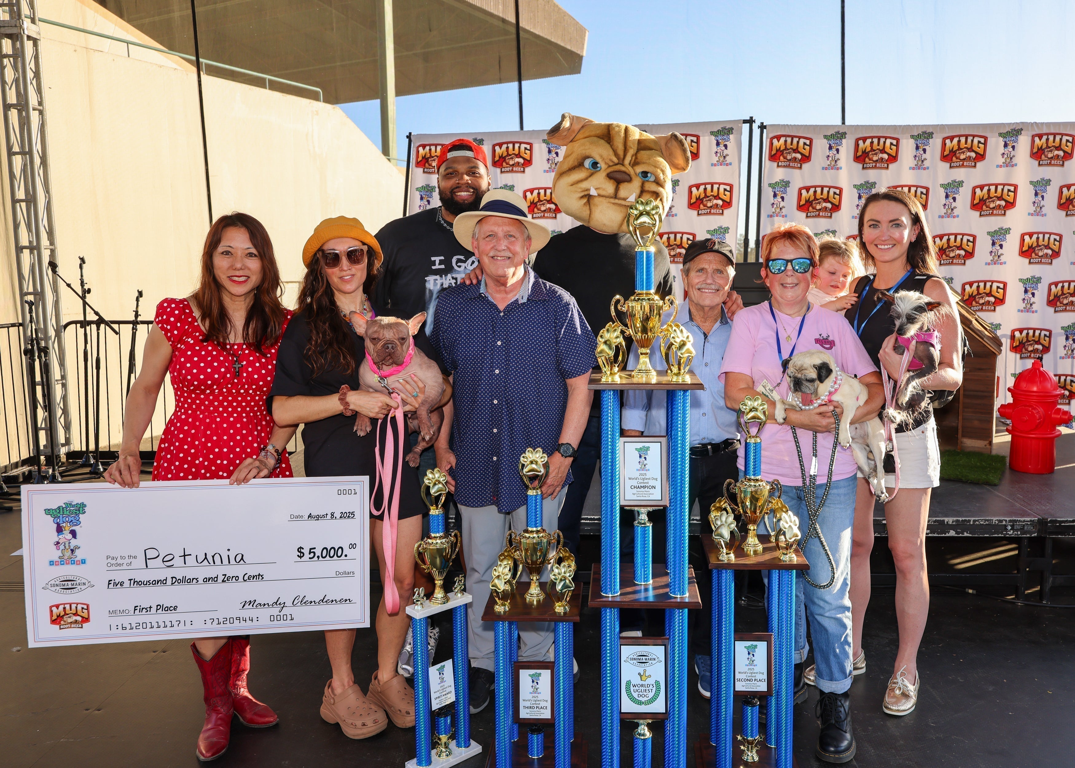 The Wonky Dogs Petunia wins 2025 worlds ugleist dog contest